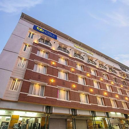 Fabhotel Phoenix Resorts - Nr M Chinnaswamy Stadium Bangalore Exteriör bild