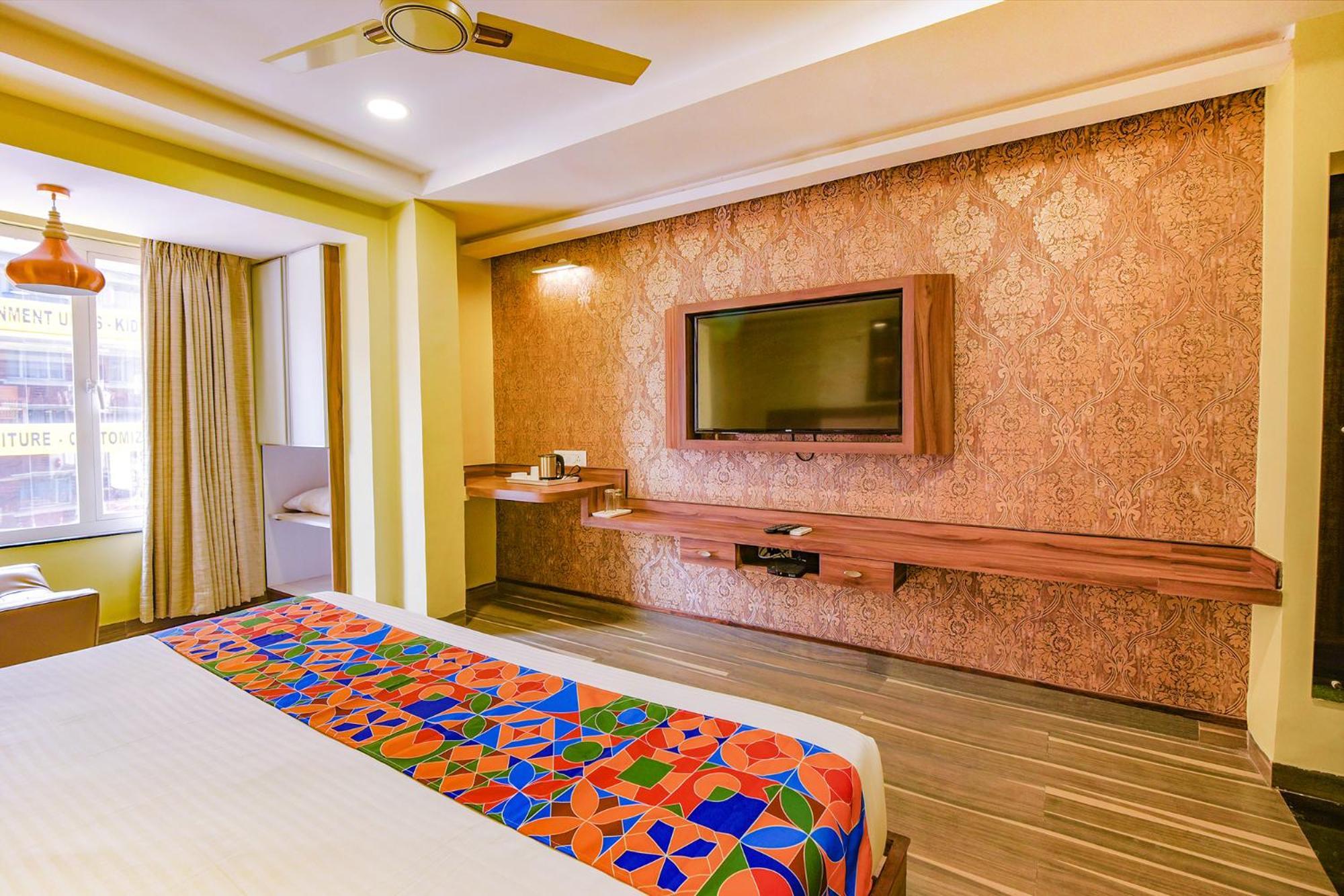 Fabhotel Phoenix Resorts - Nr M Chinnaswamy Stadium Bangalore Exteriör bild